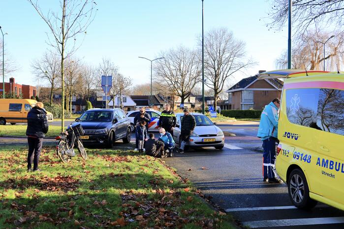 Jongeman op fiets aangereden