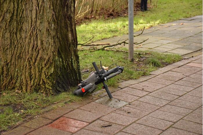 Jongen op step aangereden
