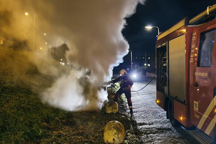 Brandweer blust vuurton