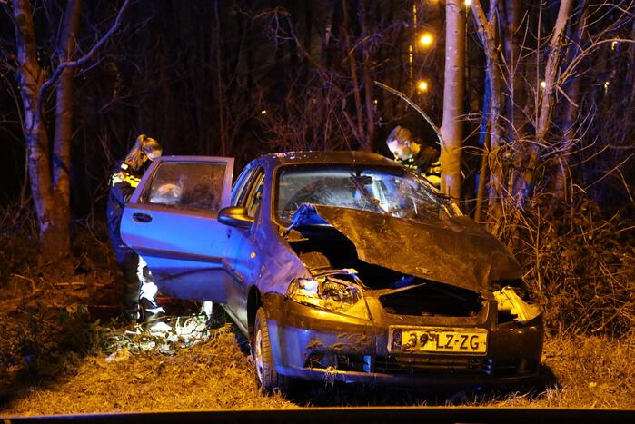Persoon zwaargewond bij zwaar ongeluk