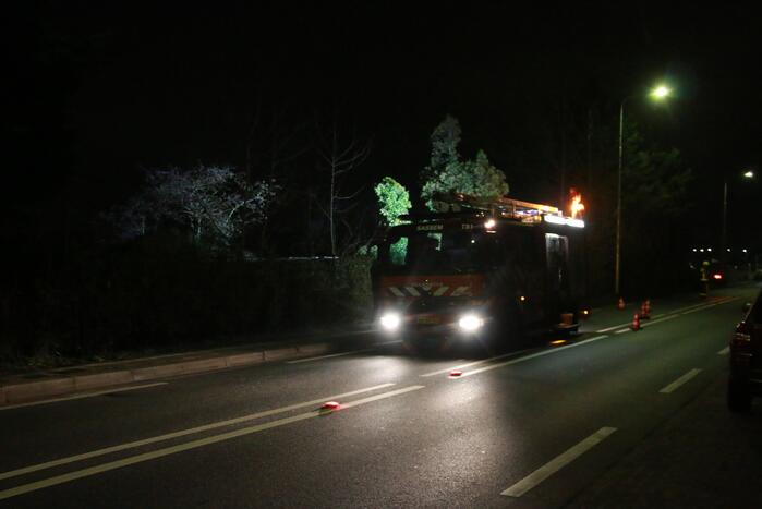Veel rook bij brand in tuin