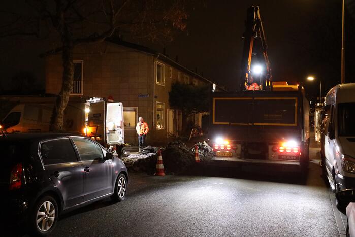 Stoep verzakt langzaam door waterlekkage