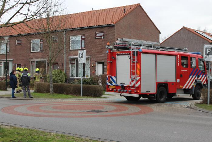 Brandweer schiet te hulp bij gaslek in woning