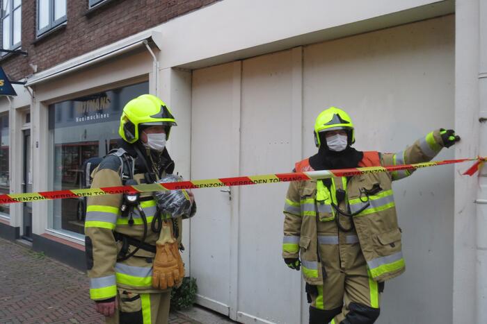 Gaslekkage in winkelstraat