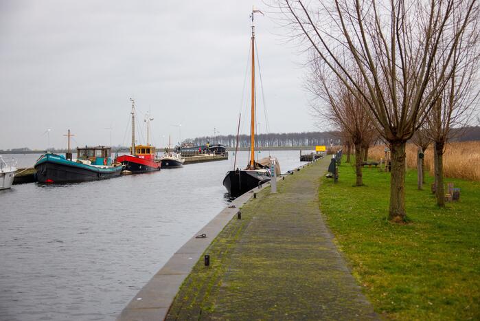 Overleden persoon op zeilboot aangetroffen