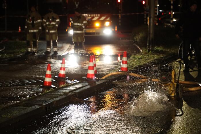 Waterballet door breuk in leiding