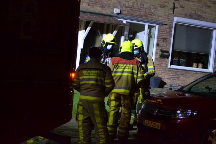 Brandweer doet onderzoek naar mogelijke schoorsteenbrand