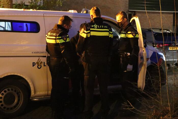 Twee buitenlandse mannen aangehouden