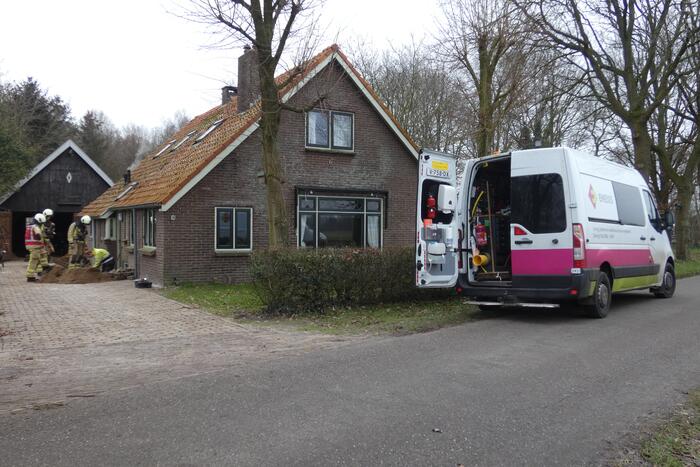 Gasleiding geraakt bij graafwerkzaamheden