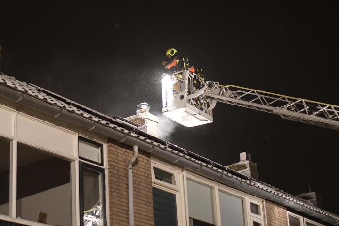 Schoorsteenbrand snel onder controle