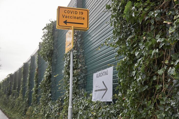 Vaccinatie COVID-19 van start gegaan