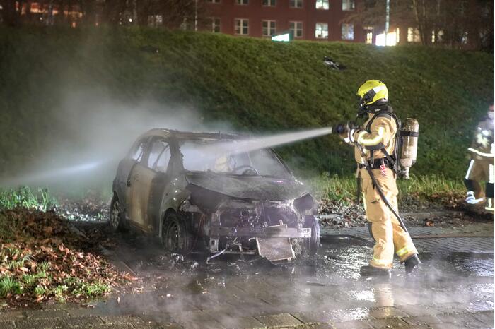 Auto compleet uitgebrand