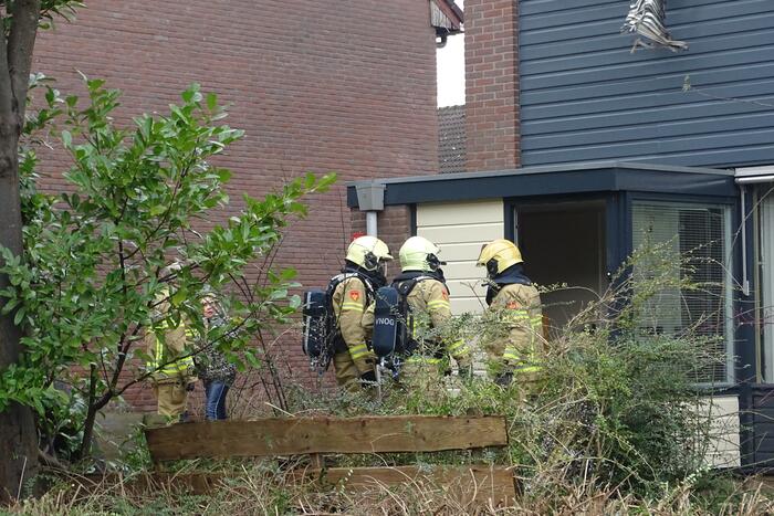 Witgoed-apparaat vat vlam