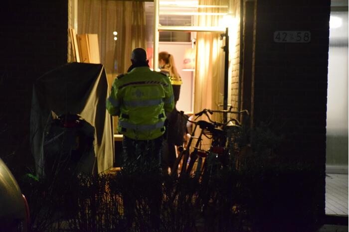 Grote politie inzet voor mogelijk steekincident