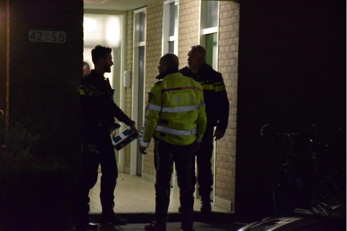 Grote politie inzet voor mogelijk steekincident