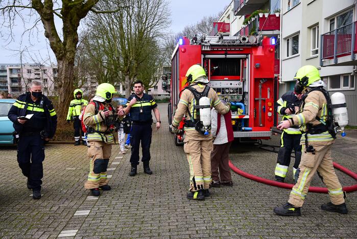 Meerdere flatwoningen ontruimd door brand