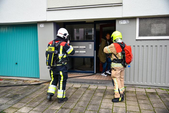 Meerdere flatwoningen ontruimd door brand