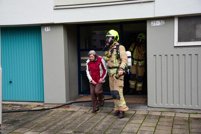 Meerdere flatwoningen ontruimd door brand