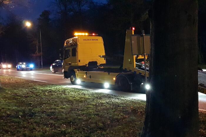 #Zeist Personenauto heeft schade na aanrijding Driebergseweg Zeist.