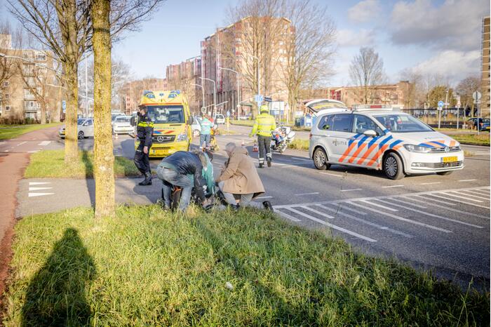 Fietser gewond bij botsing met auto