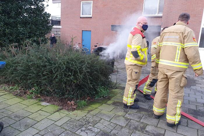 Brand in ondergrondse container