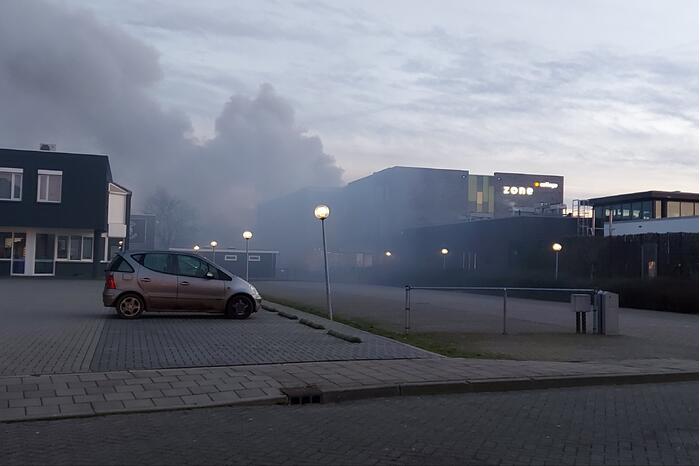 Grote brand in Zone College