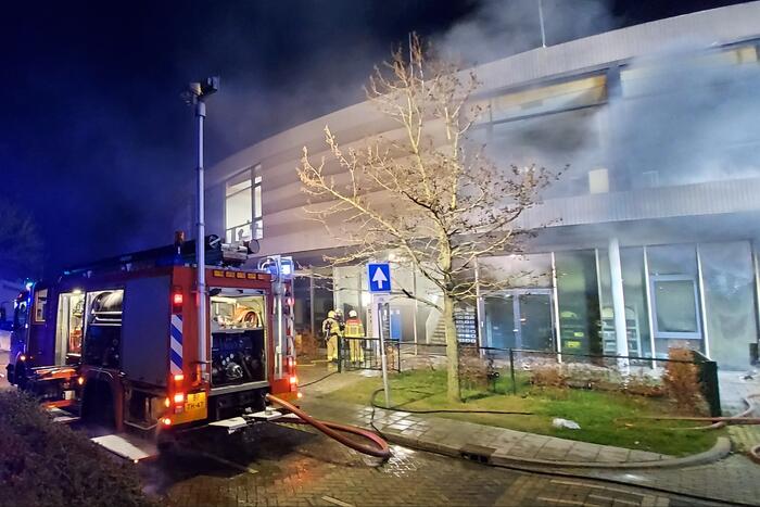 Grote brand in Zone College