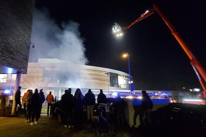 Grote brand in Zone College