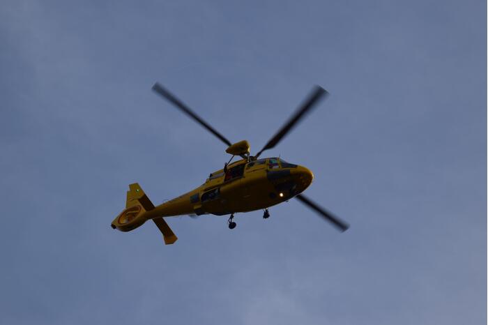 SAR-helikopter maakt proeflanding ZorgSaam Ziekenhuis