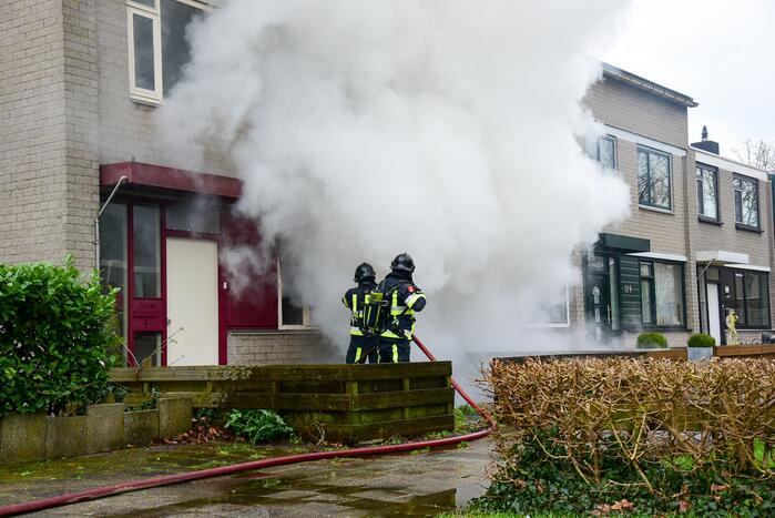 Woning verwoest door uitslaande brand