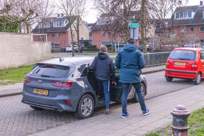 Papiercontainer in brand gestoken