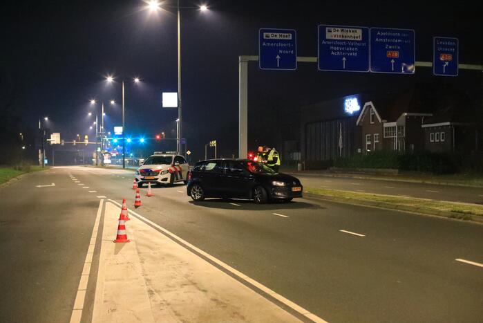 Avondklok van kracht: stille straten en politie voert controles uit