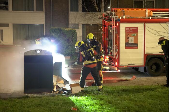 Brand in ondergrondse container