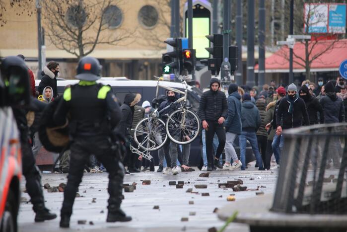 Demonstratie loopt uit de hand