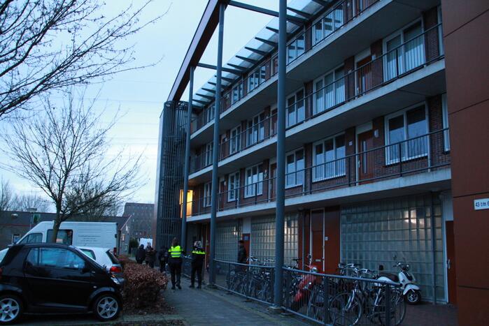 Persoon gewond bij steekpartij in woning