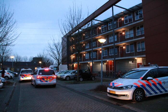 Persoon gewond bij steekpartij in woning