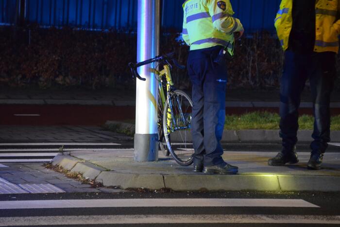Racefietsers gewond bij verkeersongeval