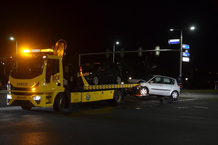 Meerdere auto's betrokken bij aanrijding