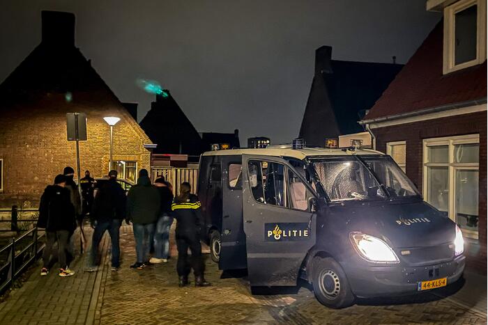 Politie heeft handen vol aan ongeregeldheden