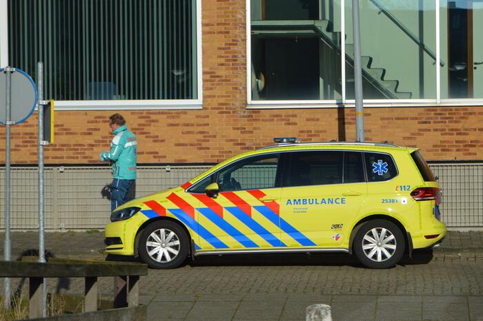 Fietser in botsing met personenauto