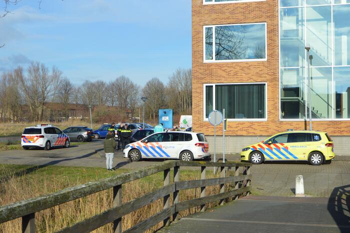 Fietser in botsing met personenauto