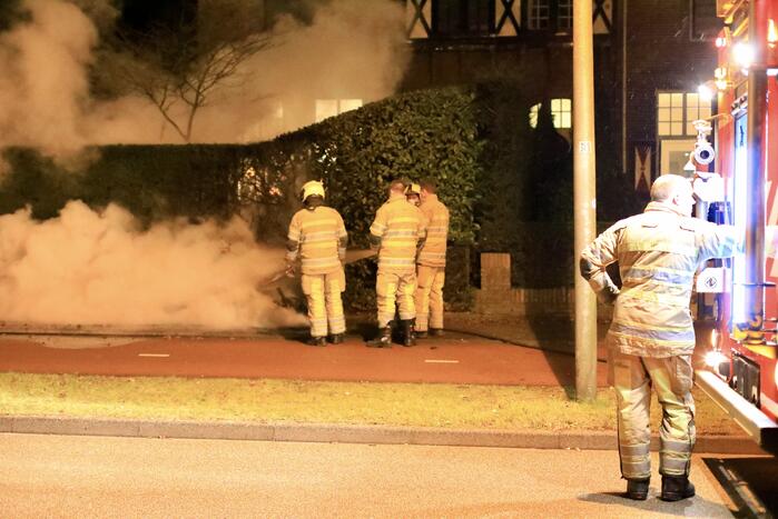 Bezorgscooter De Beren gaat in vlammen op