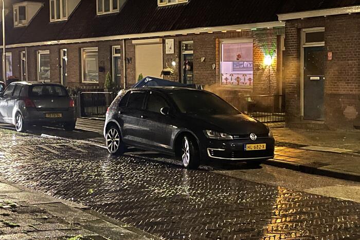 Auto vat vlam in Soesterkwartier