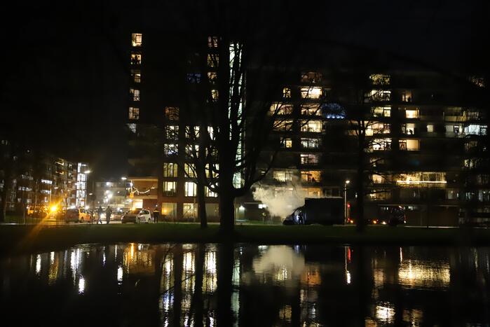 Bestelbus volledig uitgebrand