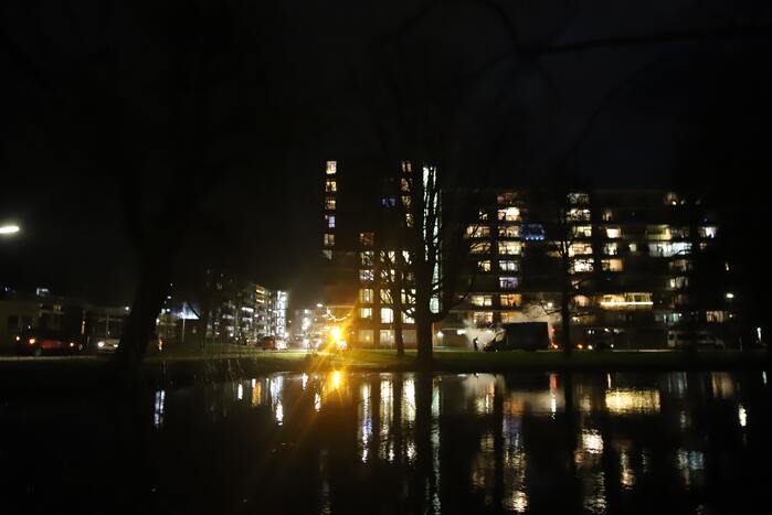 Bestelbus volledig uitgebrand