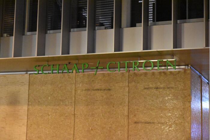 Voorbereiding voor avondklokrellen Lijnbaankwartier