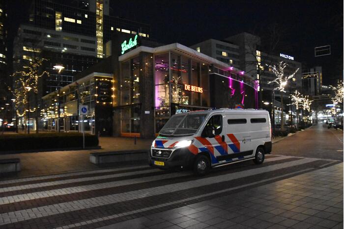 Voorbereiding voor avondklokrellen Lijnbaankwartier