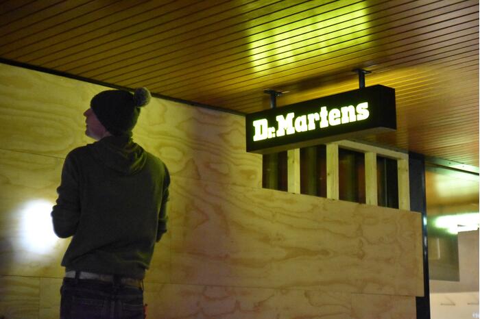 Voorbereiding voor avondklokrellen Lijnbaankwartier