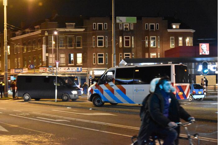 Veel ME op straat na ernstige rellen