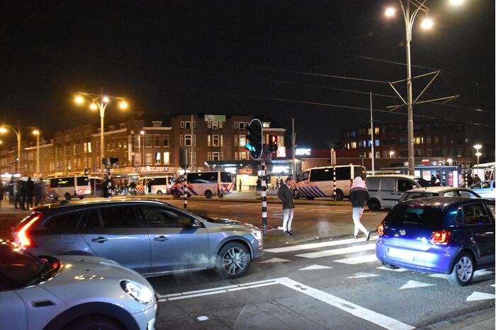 Veel ME op straat na ernstige rellen